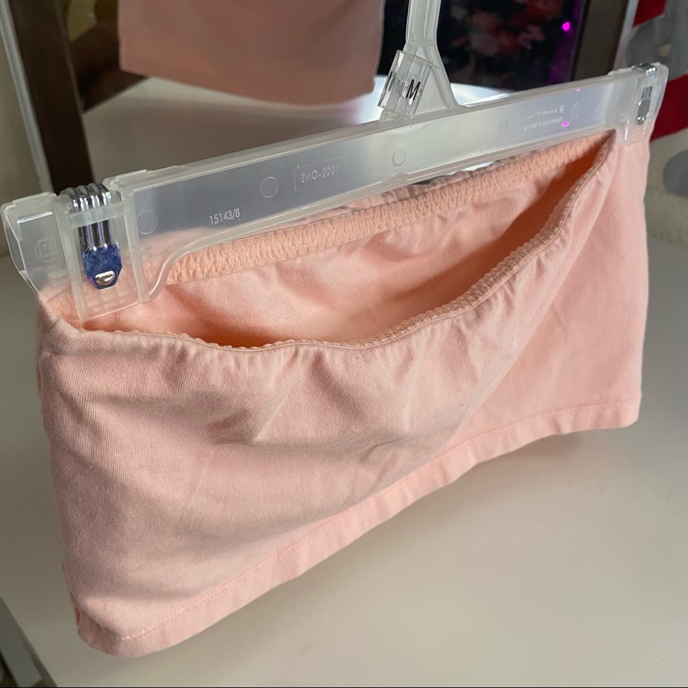 Pink tube top / bra